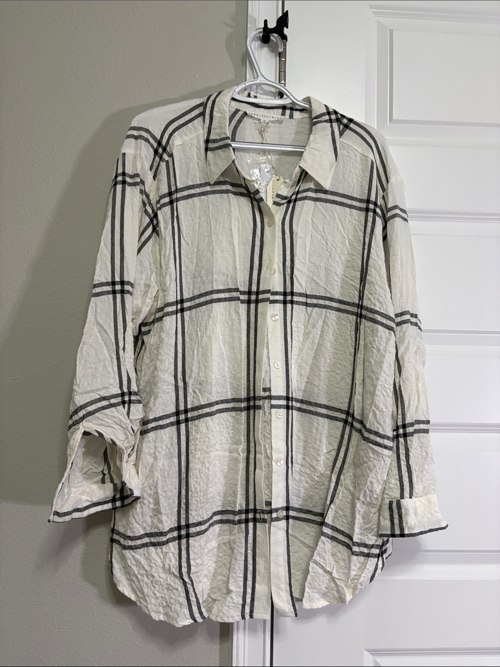 Jane and Delancey Cream and Black Plaid Button-Up Shirt Jacket